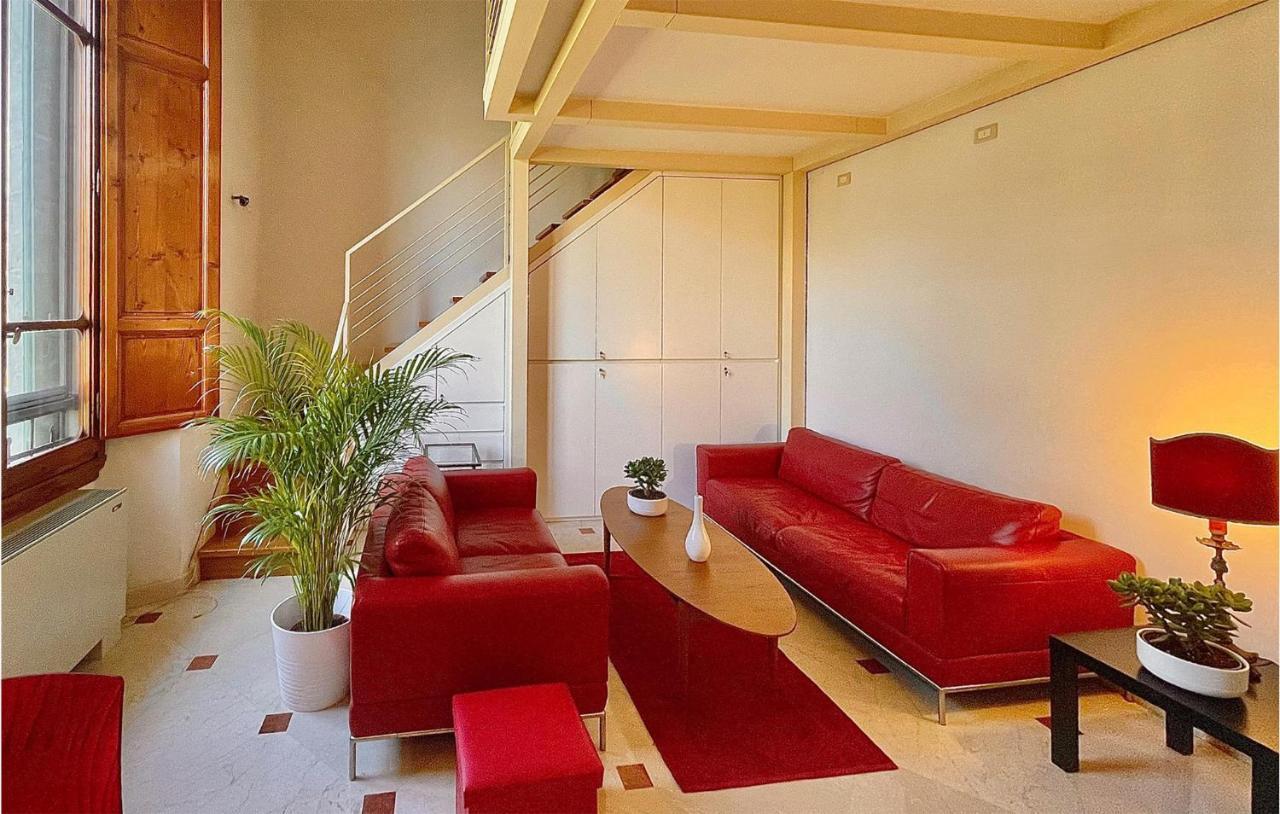 Awesome In Firenze With Wifi Apartamento